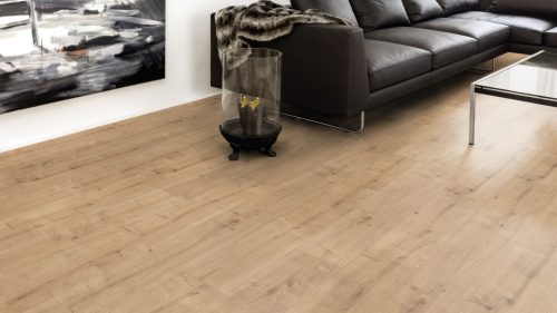 Chalet tölgy laminált padló 8mm/Ac4/32 kopásállóság, fózolt - 35252