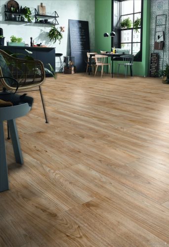 Gunray Nussbaum Cappucino vízálló laminált padló 8mm/Ac4/32 kopásállóság, fózolt - 80862