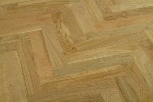 Kocsányos tölgy rusztikus csaphornyos parketta 300x65x22mm