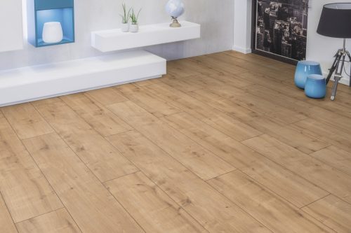 Chalet tölgy laminált padló 8mm/Ac4/32 kopásállóság, fózolt - 35252