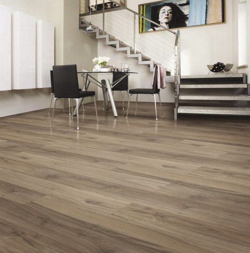 Tortona tölgy laminált padló 8mm/Ac4/32 kopásállóság, fózolt - 37663