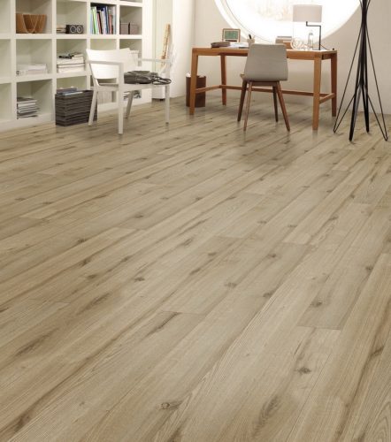 Severina tölgy laminált padló 8mm/Ac4/32 kopásállóság, fózolt - 37813