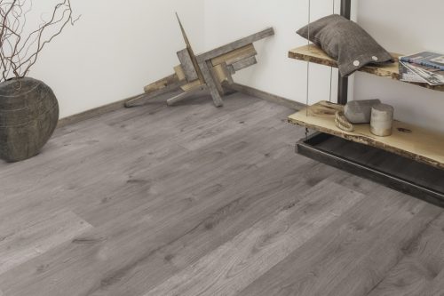 Ferrara Ashmond tölgy vízálló laminált padló 7mm/Ac5/33 kopásállóság, fózolt, széles panel - k2145