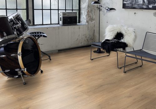 Cremona Torro tölgy vízálló laminált padló 10mm/Ac5/33 kopásállóság, fózolt - K2738