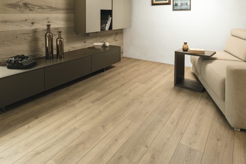 Trend Evoke tölgy vízálló laminált padló 12mm/Ac5/33 kopásállóság, fózolt - K4421