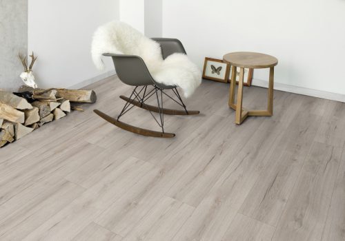 Claymond Evoke tölgy vízálló laminált padló 12mm/Ac5/33 kopásállóság, fózolt - K4426