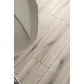   Solano Evoke tölgy vízálló laminált padló 8mm/Ac5/33 kopásállóság, fózolt - K5576