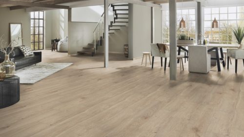 Eurus tölgy vízálló laminált padló 9mm/Ac5/33 kopásállóság, fózolt, integrált alátéttel - K406